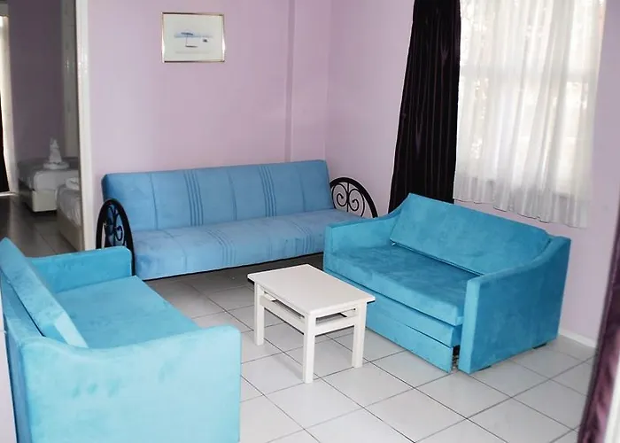 מלון Rosella אלאניה