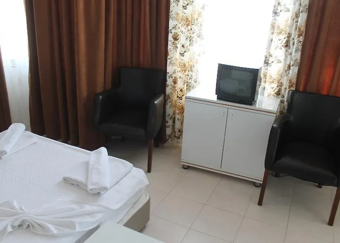 Rosella 3* אלאניה