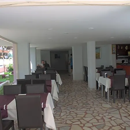 Rosella Otel