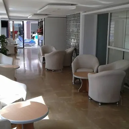 Rosella Hotel 3*