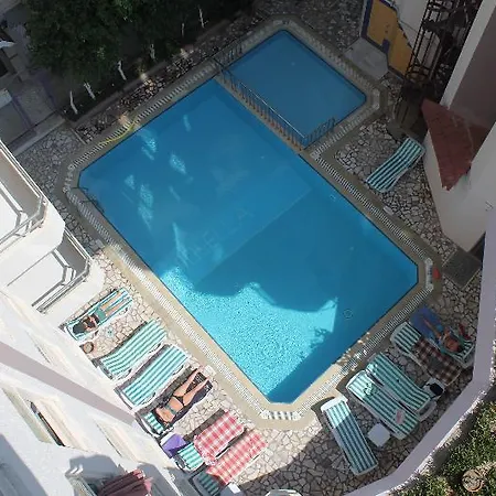 Otel Rosella 3*