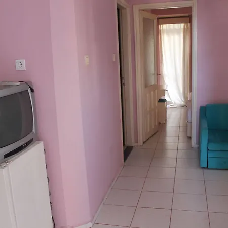 Rosella Otel