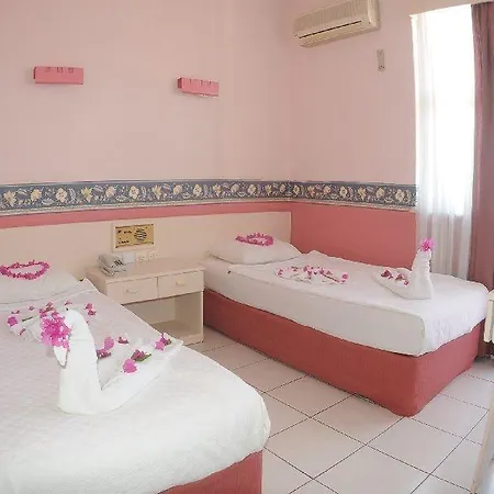 Hotell Rosella 3*